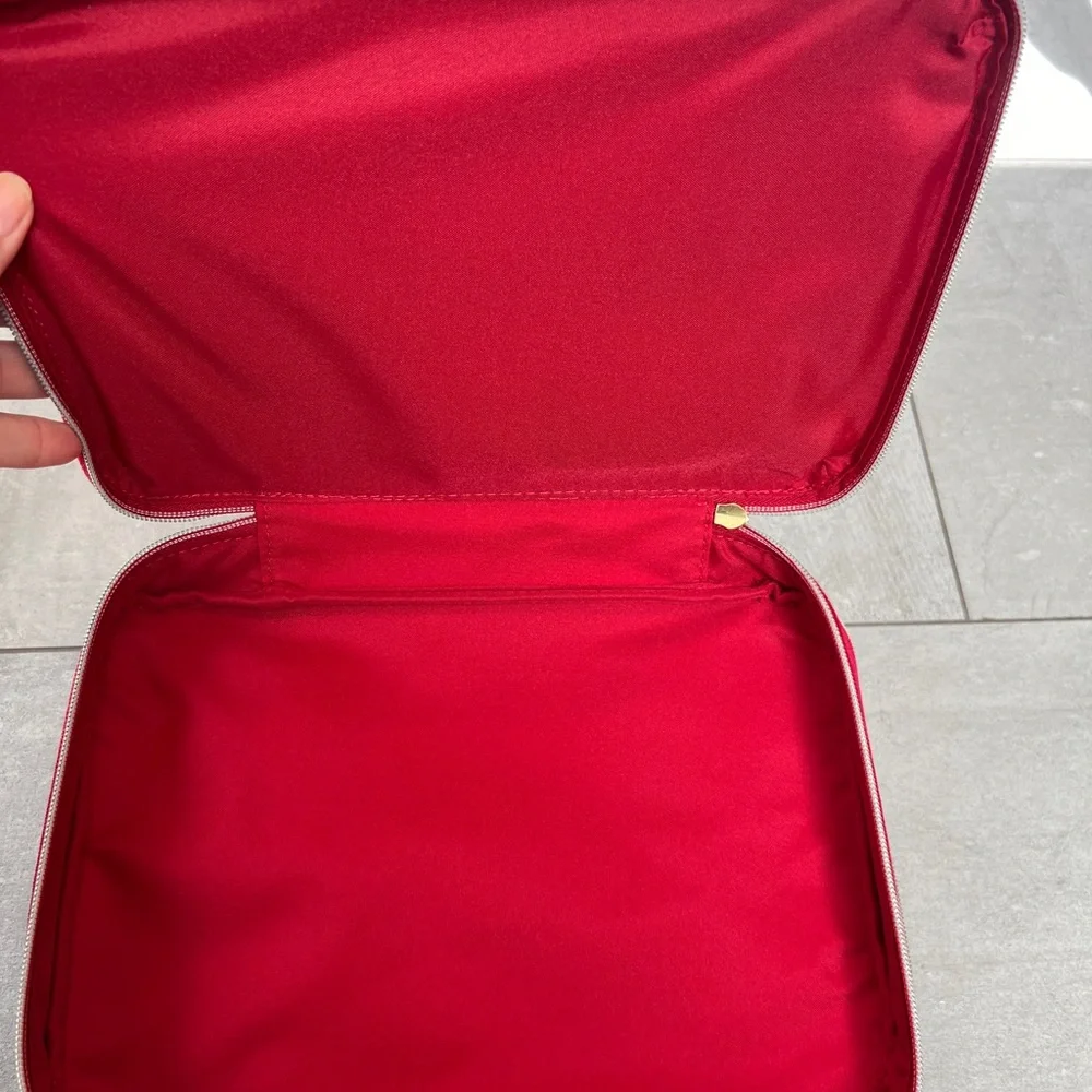 NWT gorgeous red velvet train case - cosmetics? Jewelry? Scarves? You decide! 😊